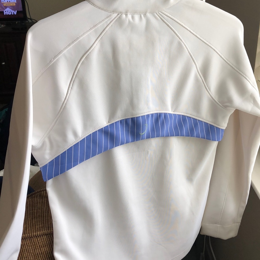 Zero Restriction Pullover - image 3